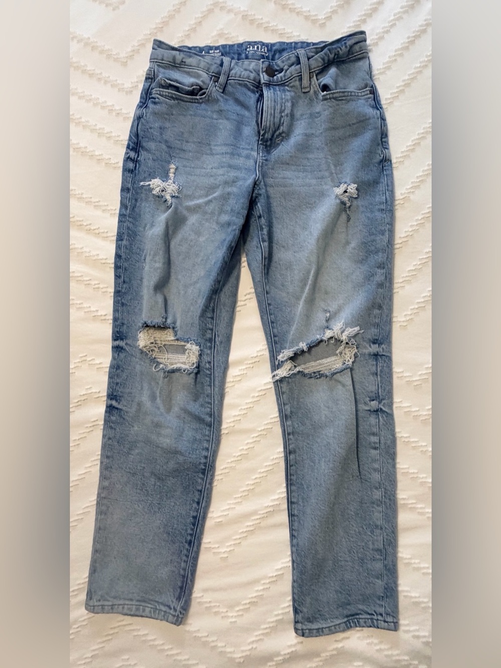 Ana Light Blue Distressed Women's Boyfriend Jeans